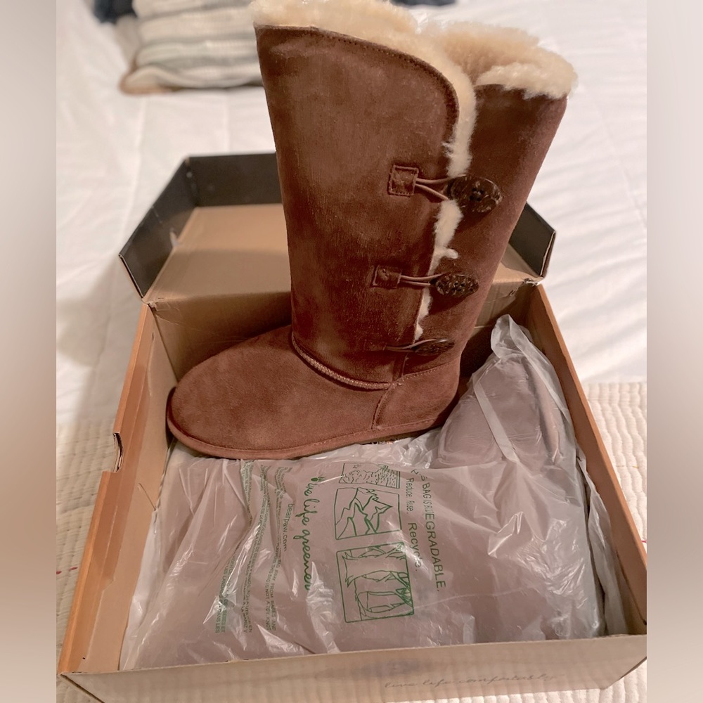 BRAND NEW BEAR CLAWS BOOTS